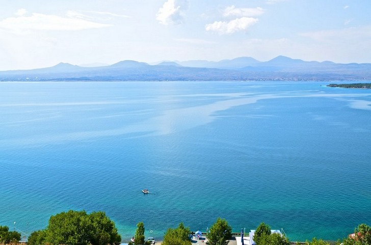 Озеро Севан.