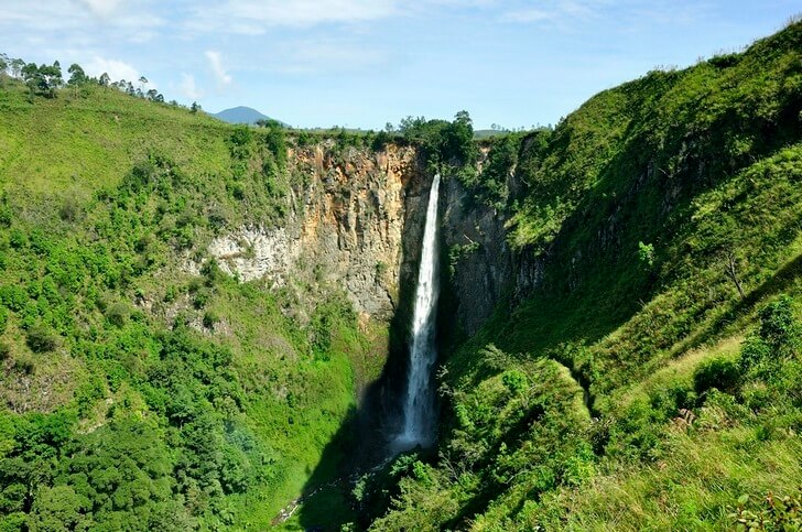 Водопад Сиписо Писо.