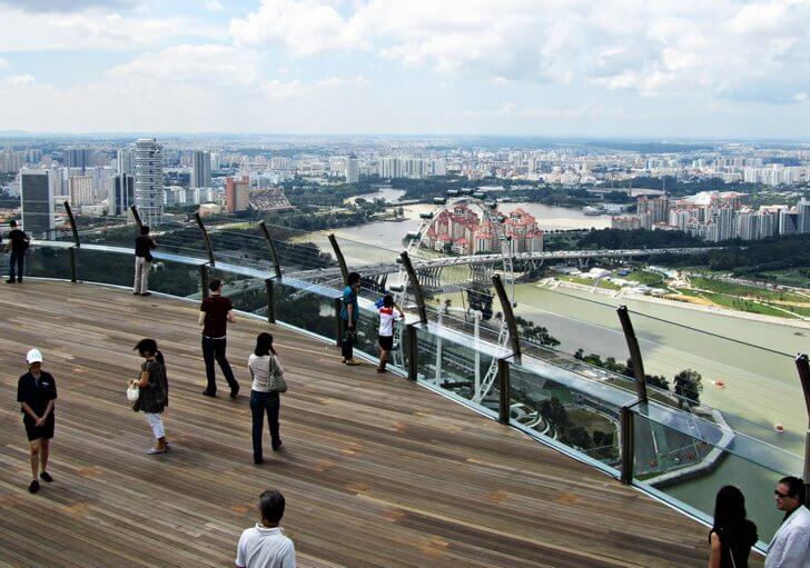 Смотровая площадка отеля Marina Bay Sands.