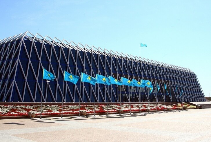 Дворец Независимости в г. Астана.