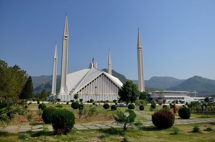 Мечеть Фейсала в Исламабаде.