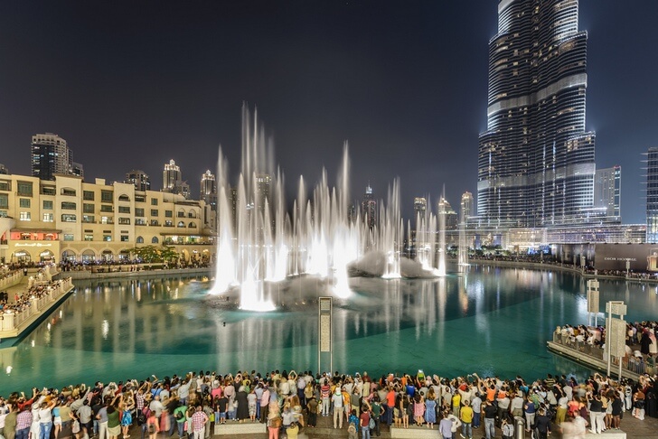 Музыкальный фонтан в Дубае.