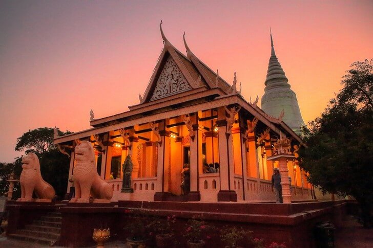 Храм Ват Пном.