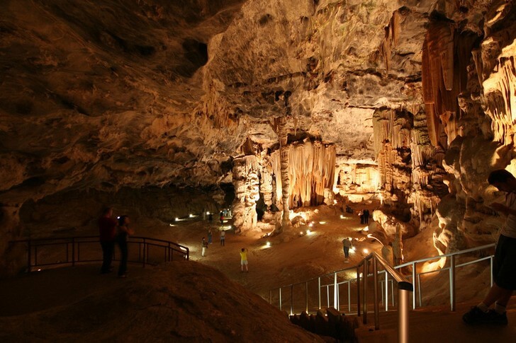Пещеры Канго.