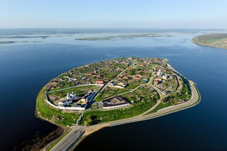 Остров-град Свияжск.