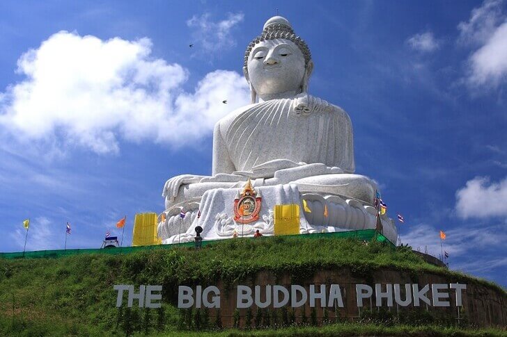 Большой Будда на Пхукете.