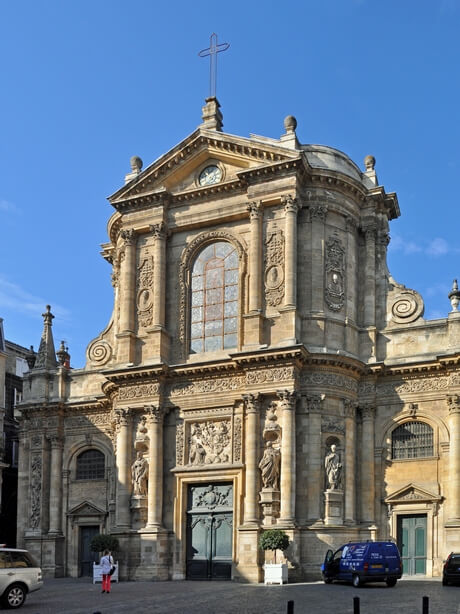 Церковь Нотр-Дам в Бордо.