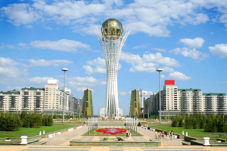 Монумент «Астана-Байтерек».