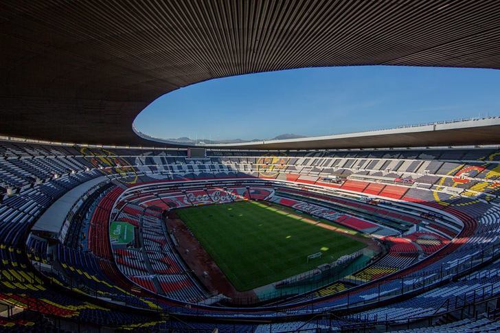 Стадион «Ацтека».