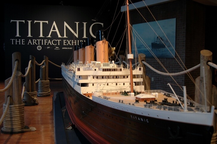 «Выставка артефактов Титаника».