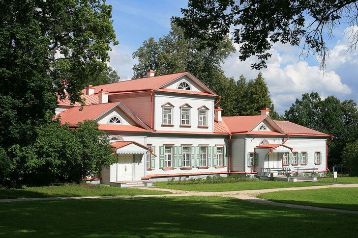 Музей-заповедник «Абрамцево».