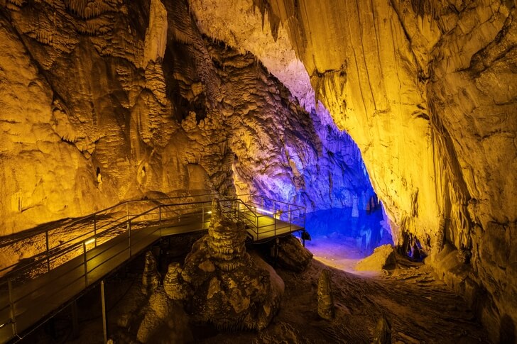 Пещера Дим.