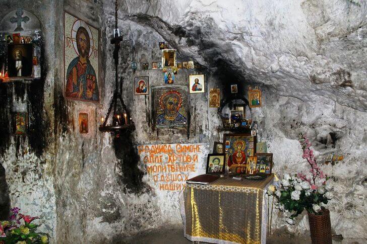 Пещера Симона Кананита.