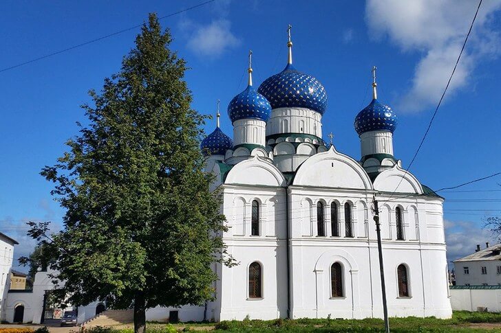 Богоявленский монастырь.