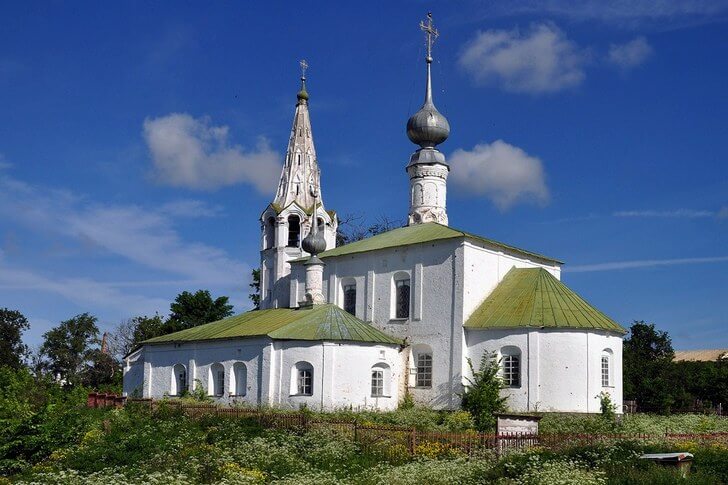 Церковь Косьмы и Дамиана на Яруновой горе.