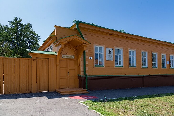 Дом-музей В. И. Ленина.