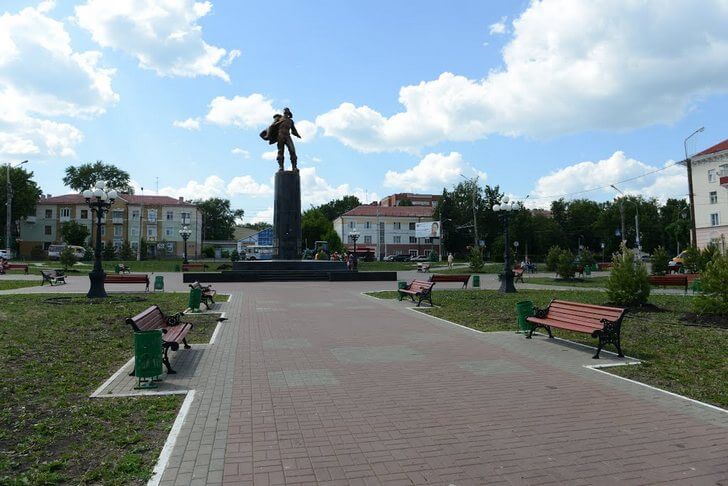 Памятник стратонавтам.