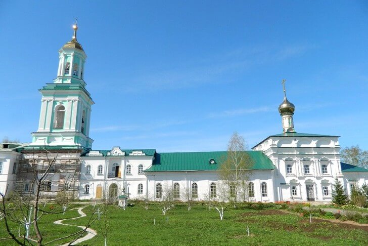 Вятский Преображенский монастырь.