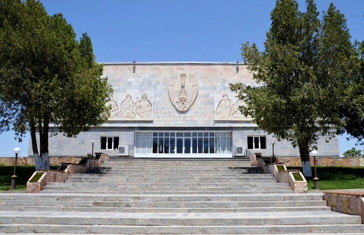 Музей истории Самарканда «Афрасиаб».