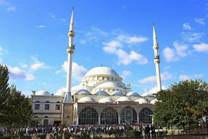 Центральная Джума-мечеть.