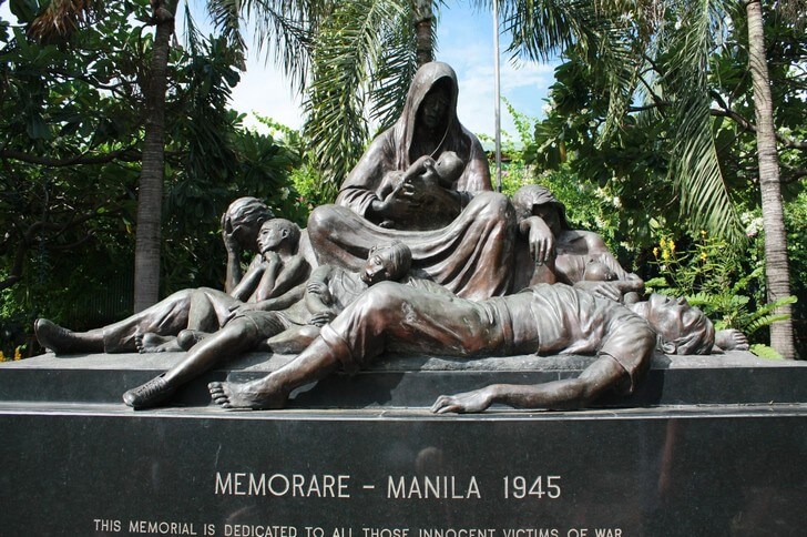 Memorare Manila Monument.