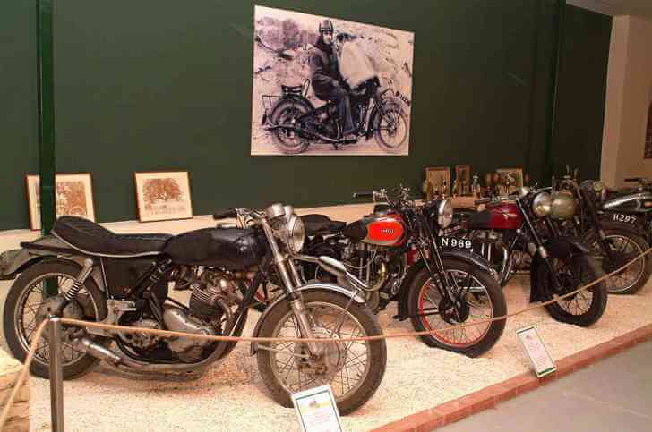 Музей классических мотоциклов.