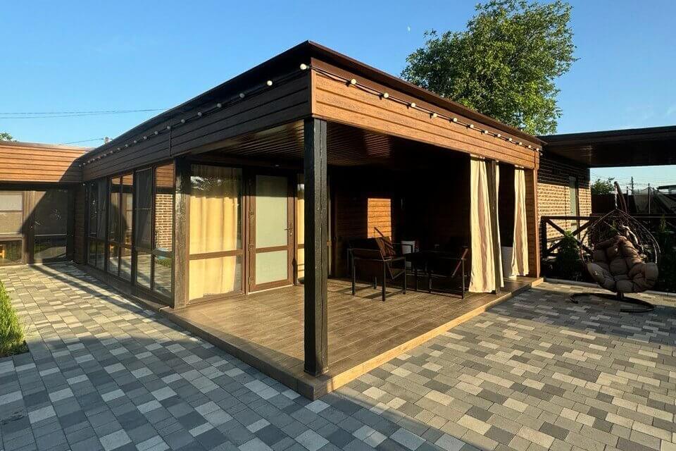 Дом с баней на дровах и банным чаном.