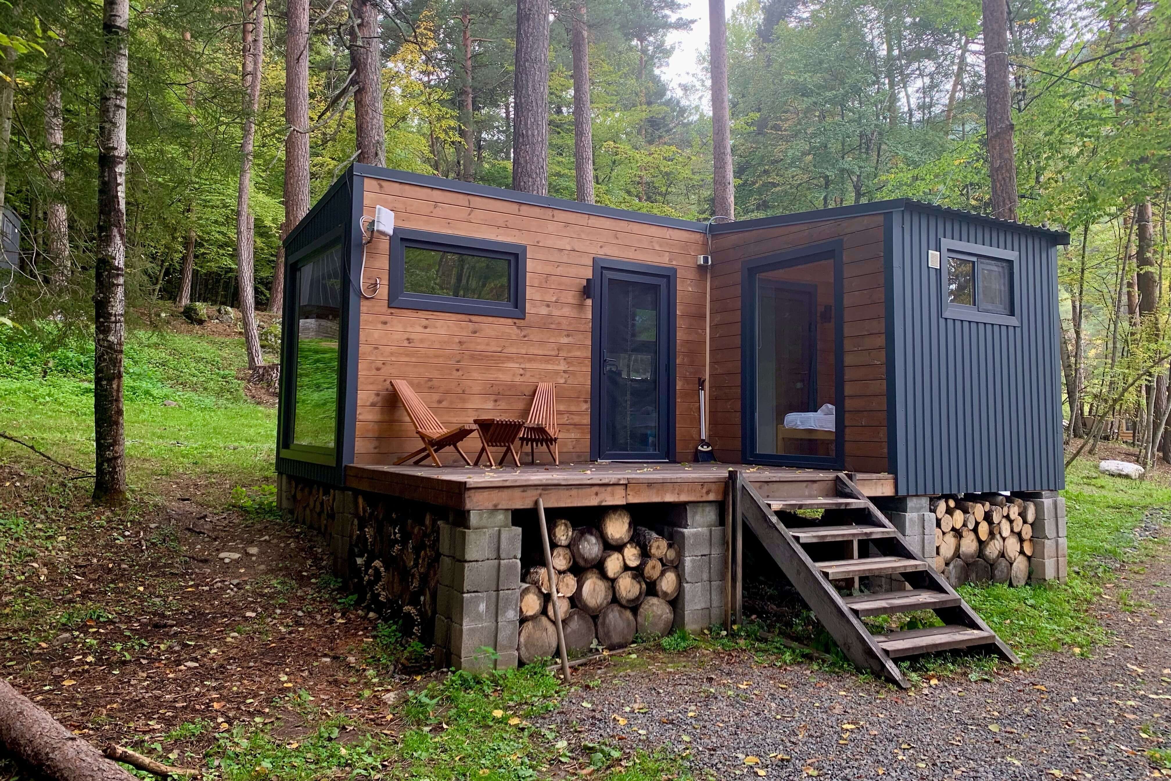 Глэмпинг «Шелест».