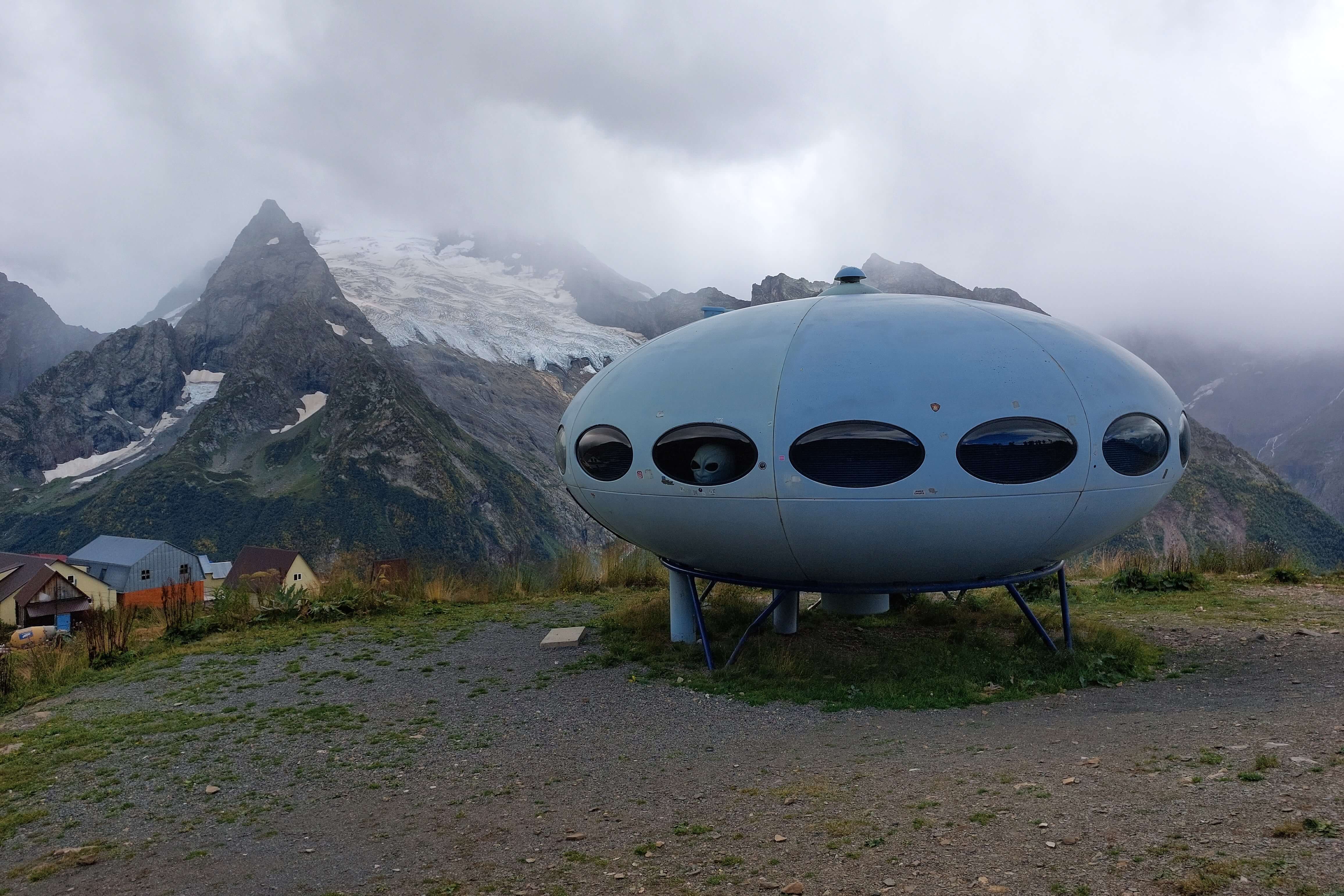 «Летающая тарелка».