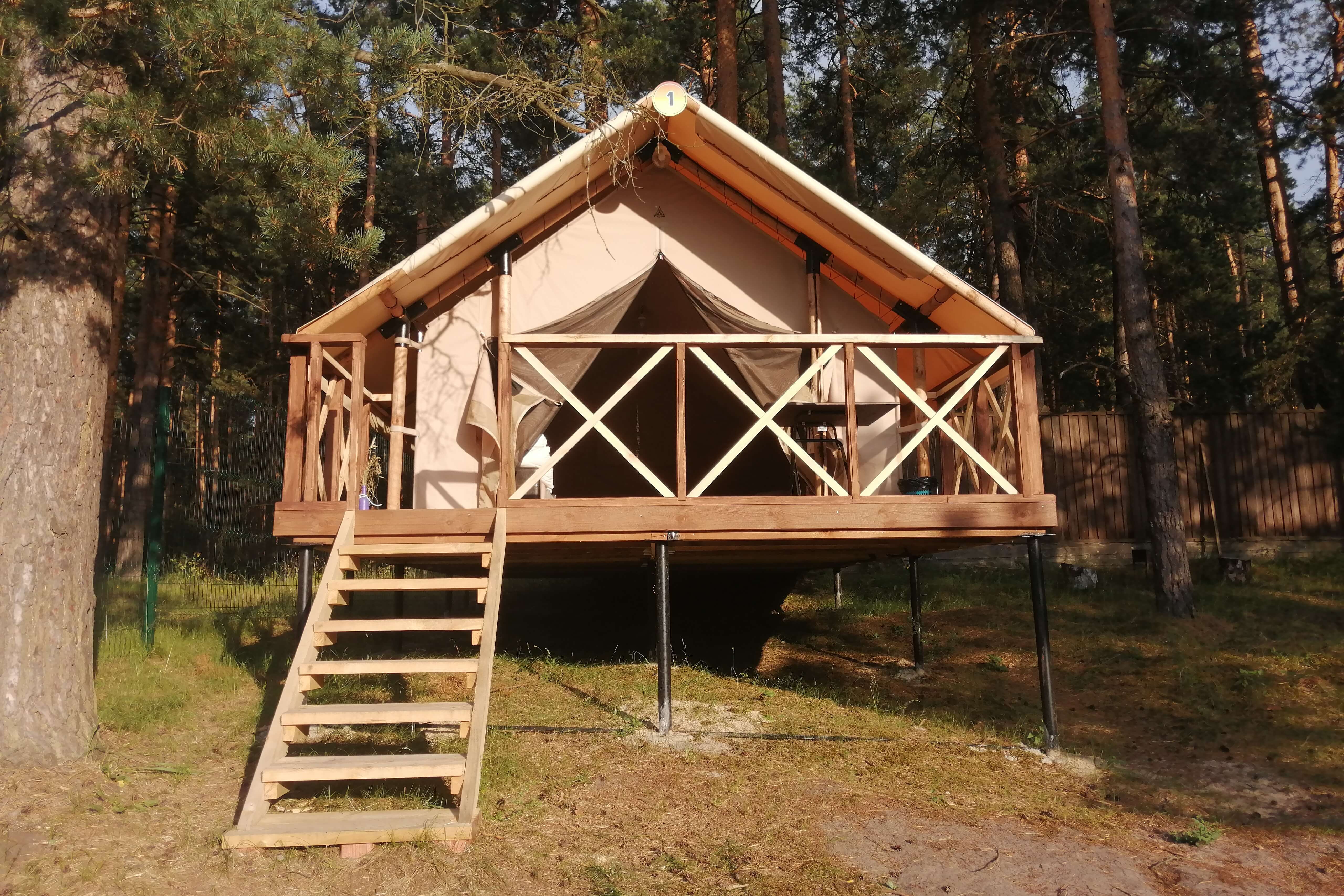 Глэмпинг «Сарин».